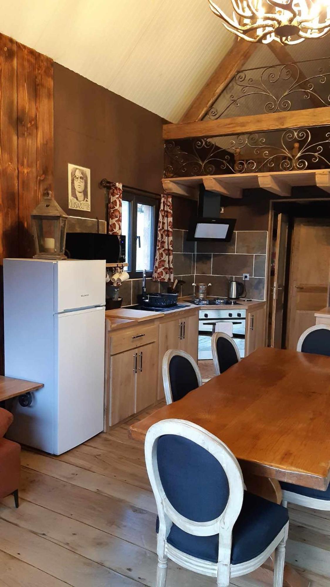 A La Cabane Des Bois Dessus Tiny Gite Alligny-en-Morvan Extérieur photo